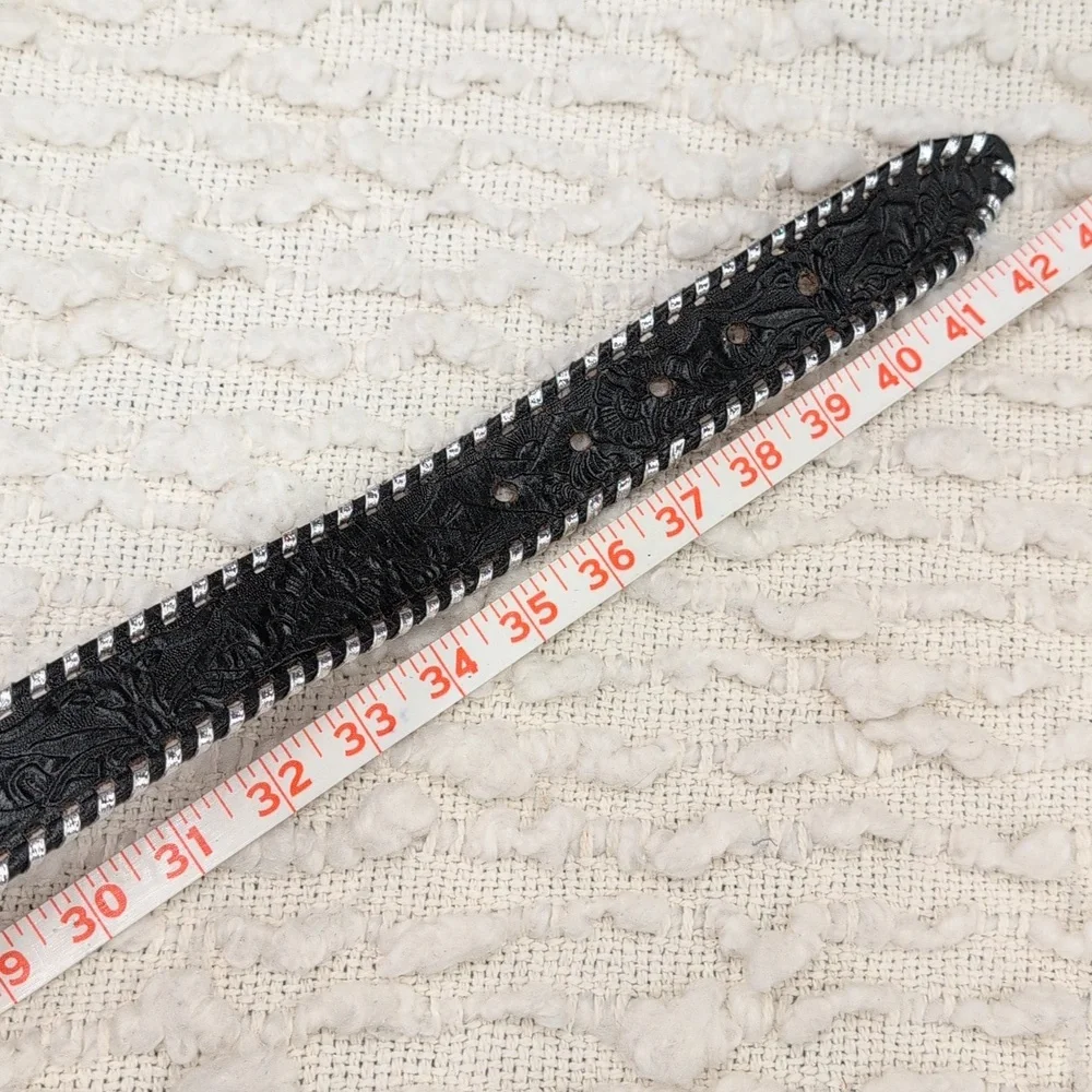Vintage Western Black Leather Buckstitch Silver Longhorn Embossed Tooled Belt